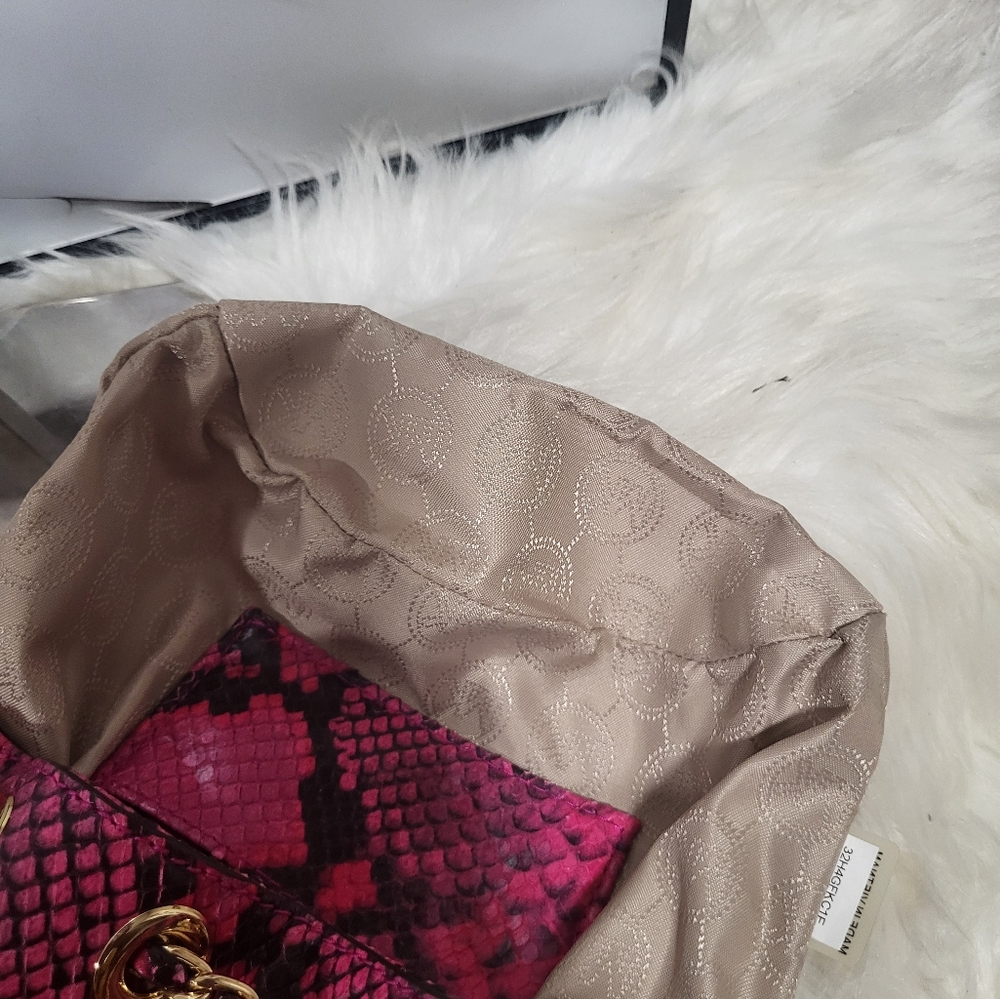 NWOT Michael Kors Mini Frankie Drws Crossbody Bag Embossed Leather Raspberry - Picture 5 of 7